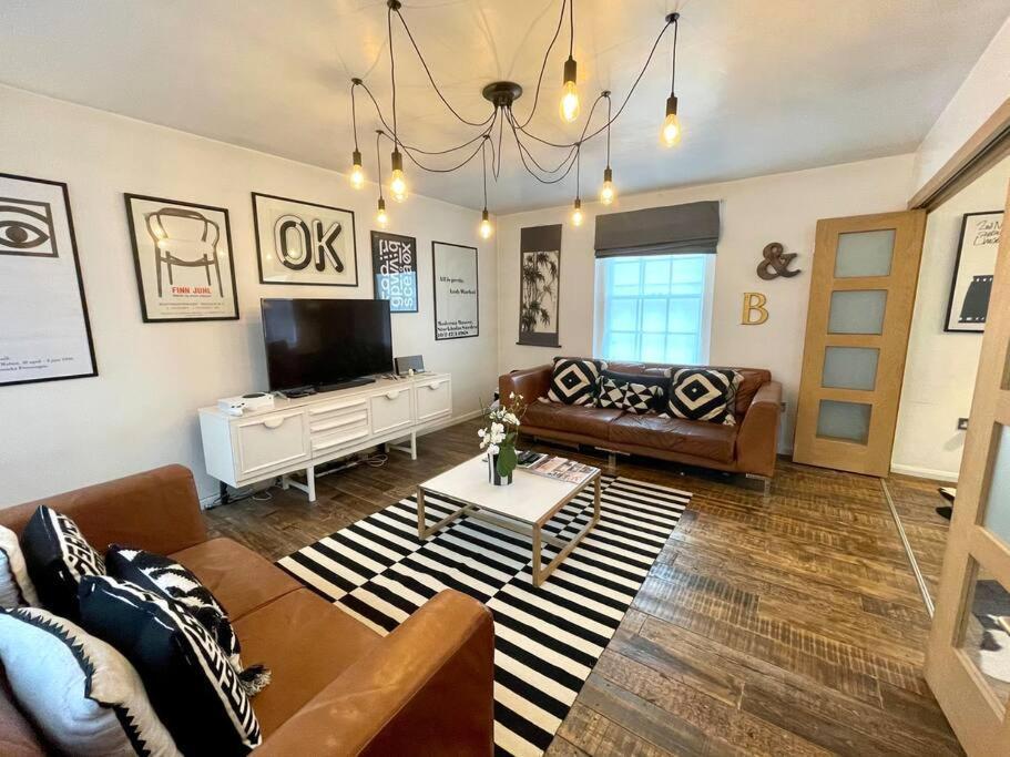 Gorgeous 2 Bedroom Apartment Edge Of Cabot Circus Bristol Exterior foto
